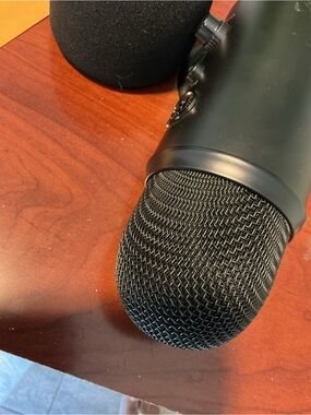 Professional USB Condenser Microphone - Matte Black Studio Mic for Streaming